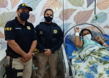 Ambulância quebra a caminho do hospital e grávida dá à luz com ajuda da PRF no Piauí